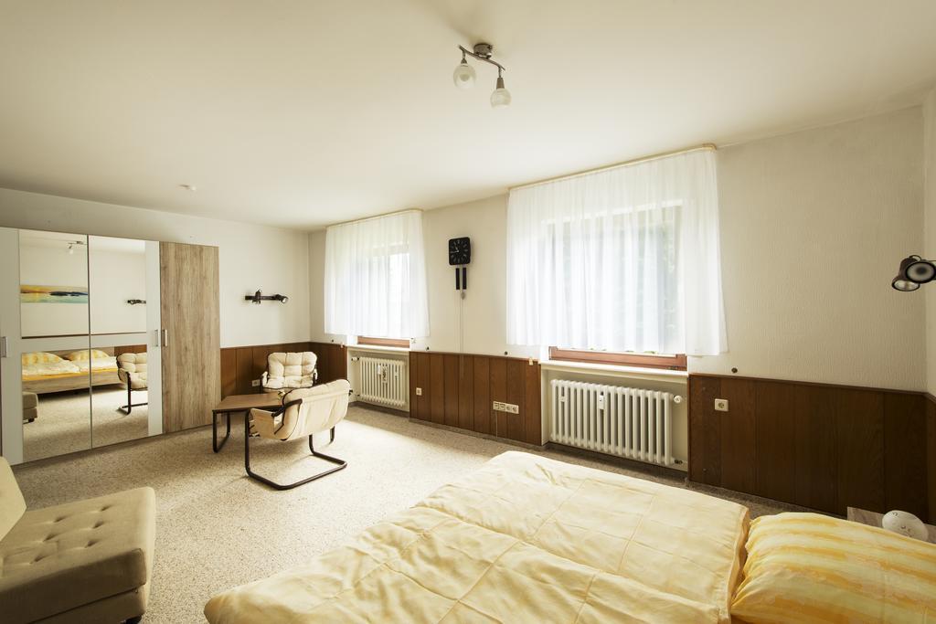 Ferienwohnungen Casa Ri Leiwen Habitación foto